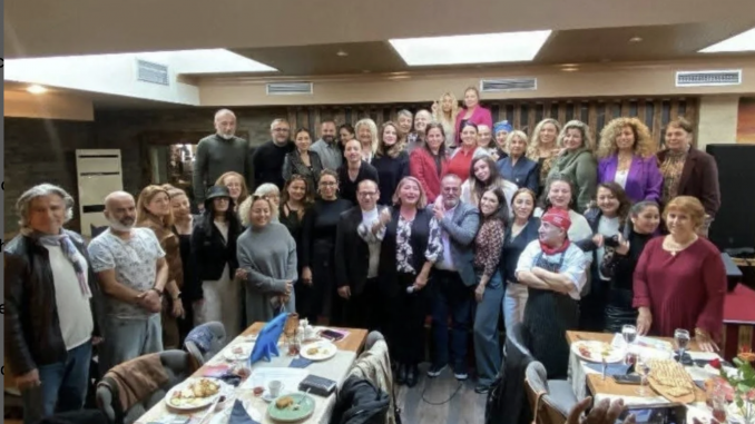 Bildschirmfoto 2025-10-17 um 19.20.53